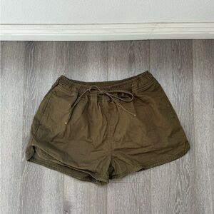 Army green princess Polly shorts